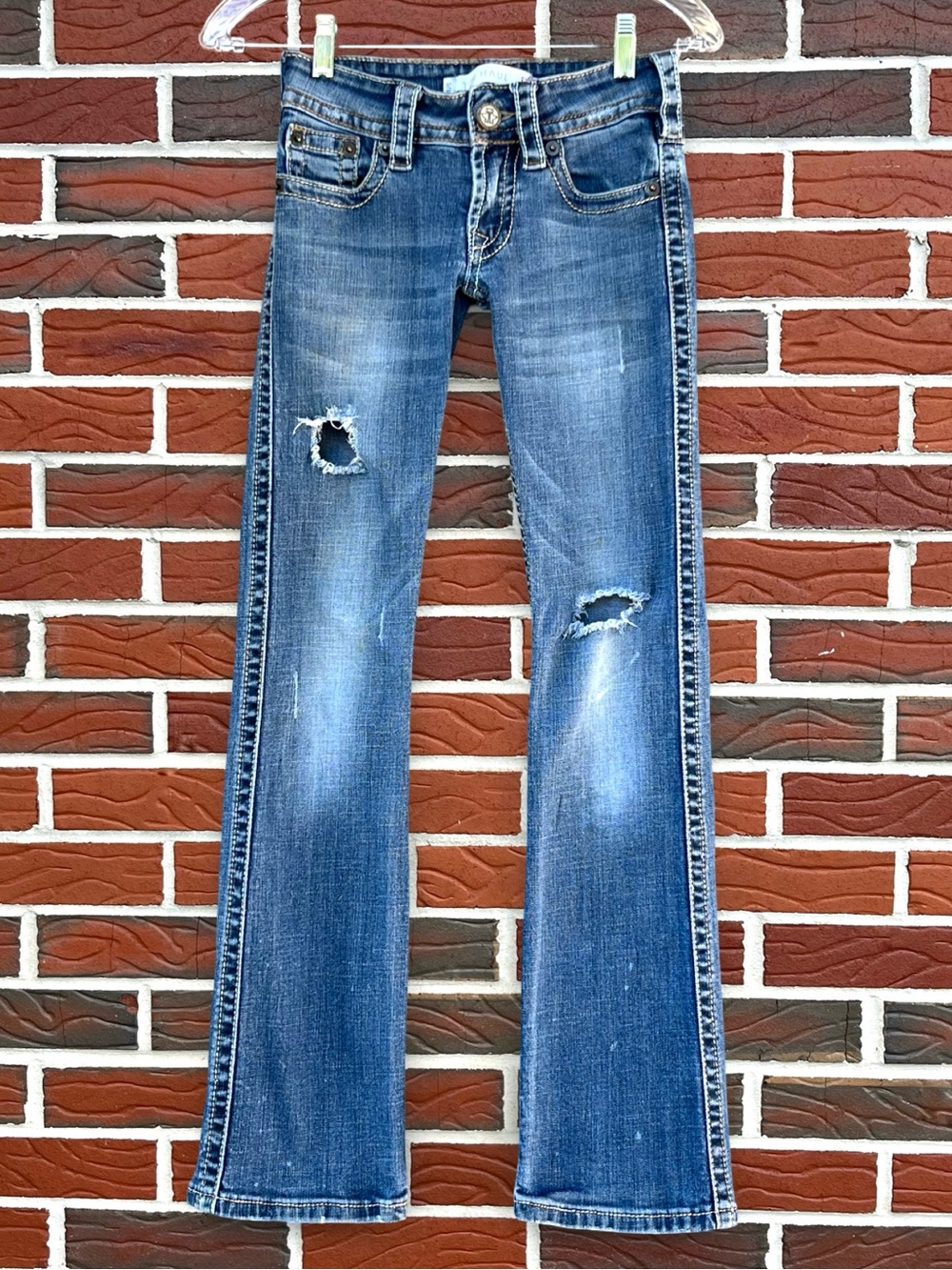 Women’s Tin Haul Denim Distressed Comfortable Boot Cut Jeans Size 24/S